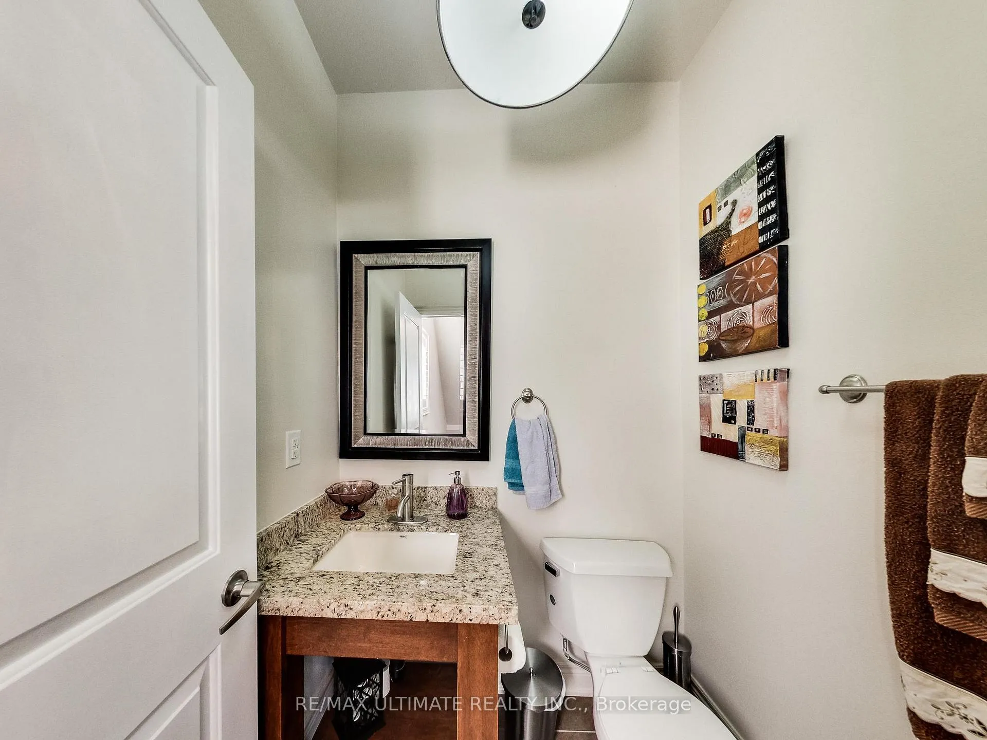 Photo 9 of Unit Apt 1 (Upper), 48 Monclova Road, North York, Downsview-Roding-CFB — HOMEH