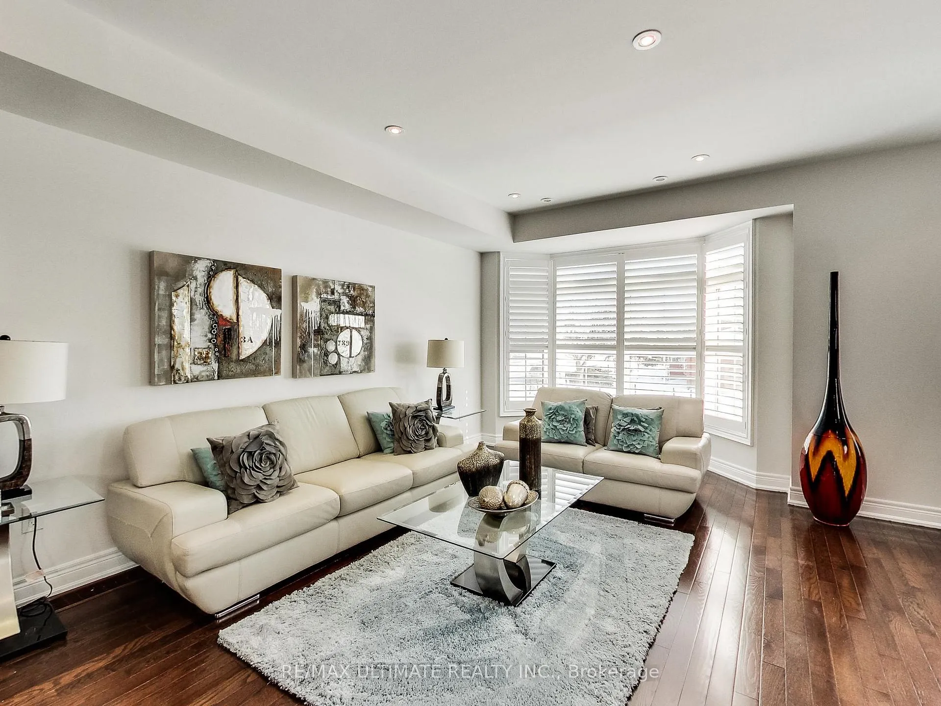 Photo 10 of Unit Apt 1 (Upper), 48 Monclova Road, North York, Downsview-Roding-CFB — HOMEH