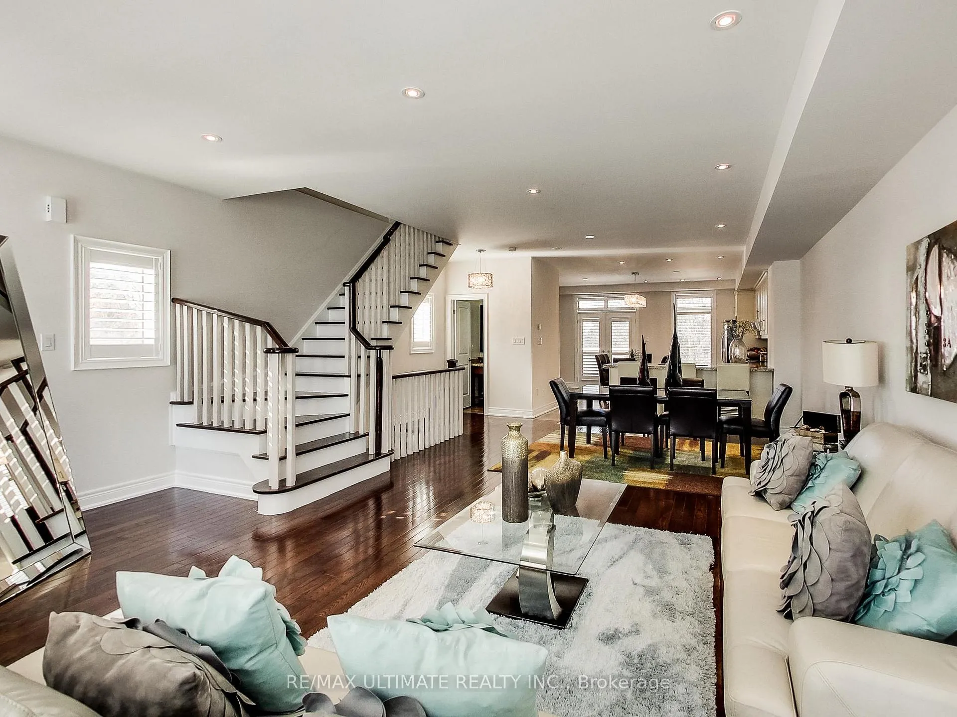 Photo 11 of Unit Apt 1 (Upper), 48 Monclova Road, North York, Downsview-Roding-CFB — HOMEH