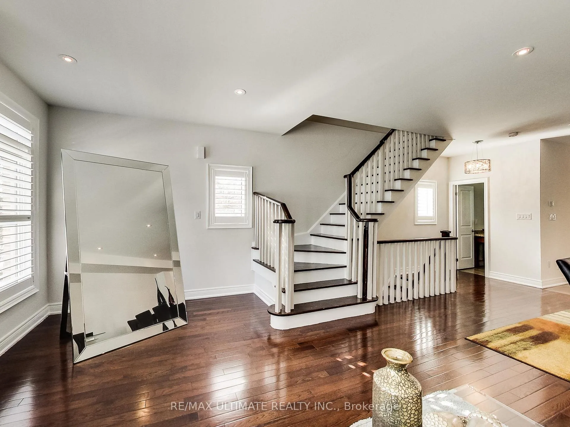 Photo 12 of Unit Apt 1 (Upper), 48 Monclova Road, North York, Downsview-Roding-CFB — HOMEH