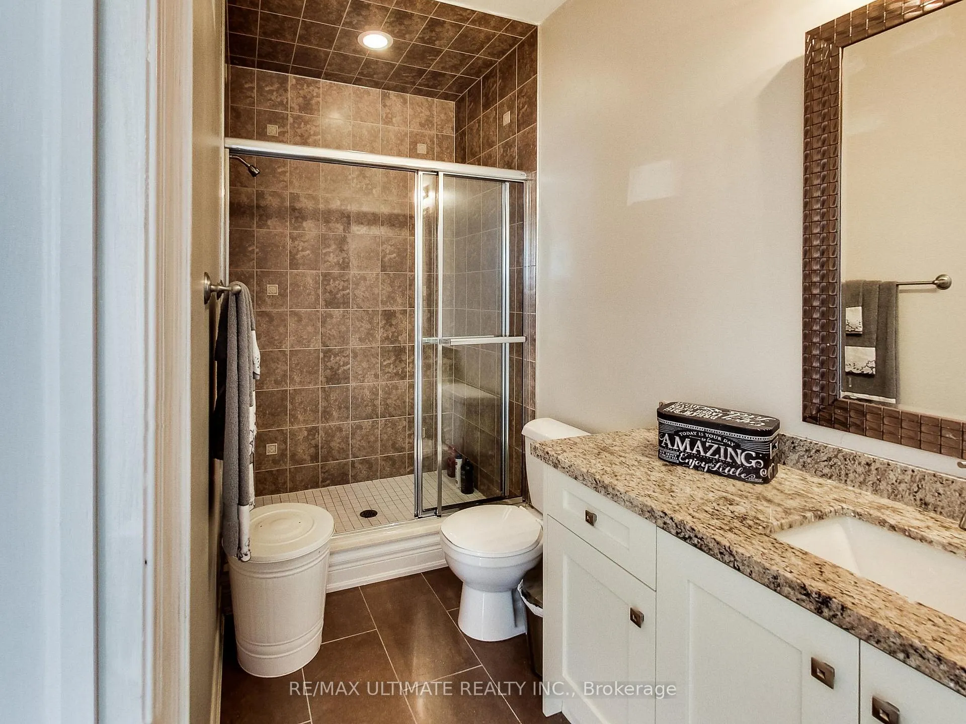 Photo 15 of Unit Apt 1 (Upper), 48 Monclova Road, North York, Downsview-Roding-CFB — HOMEH