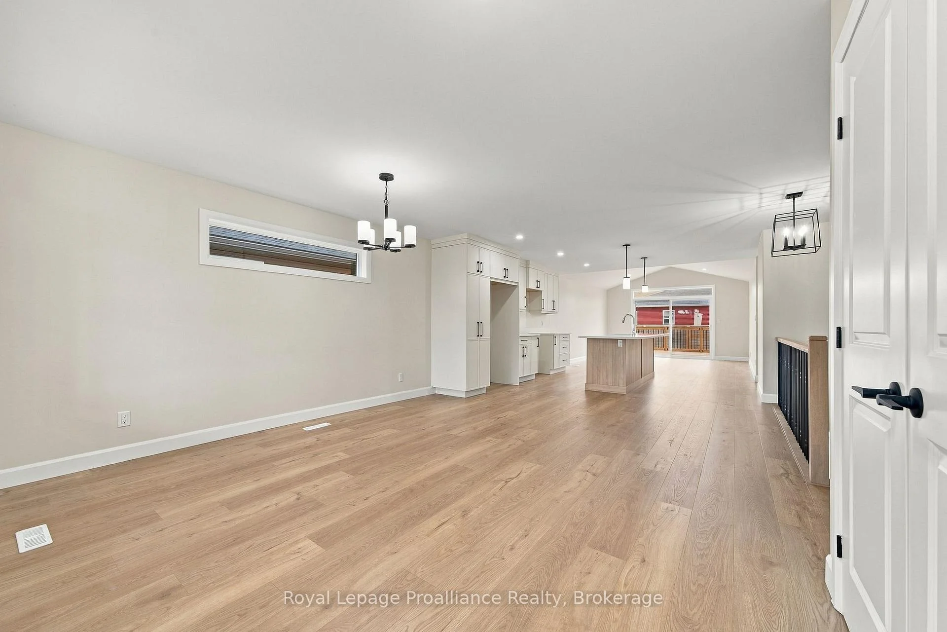 Photo 8 of 100 Hastings Park Drive, Belleville, Belleville Ward — HOMEH
