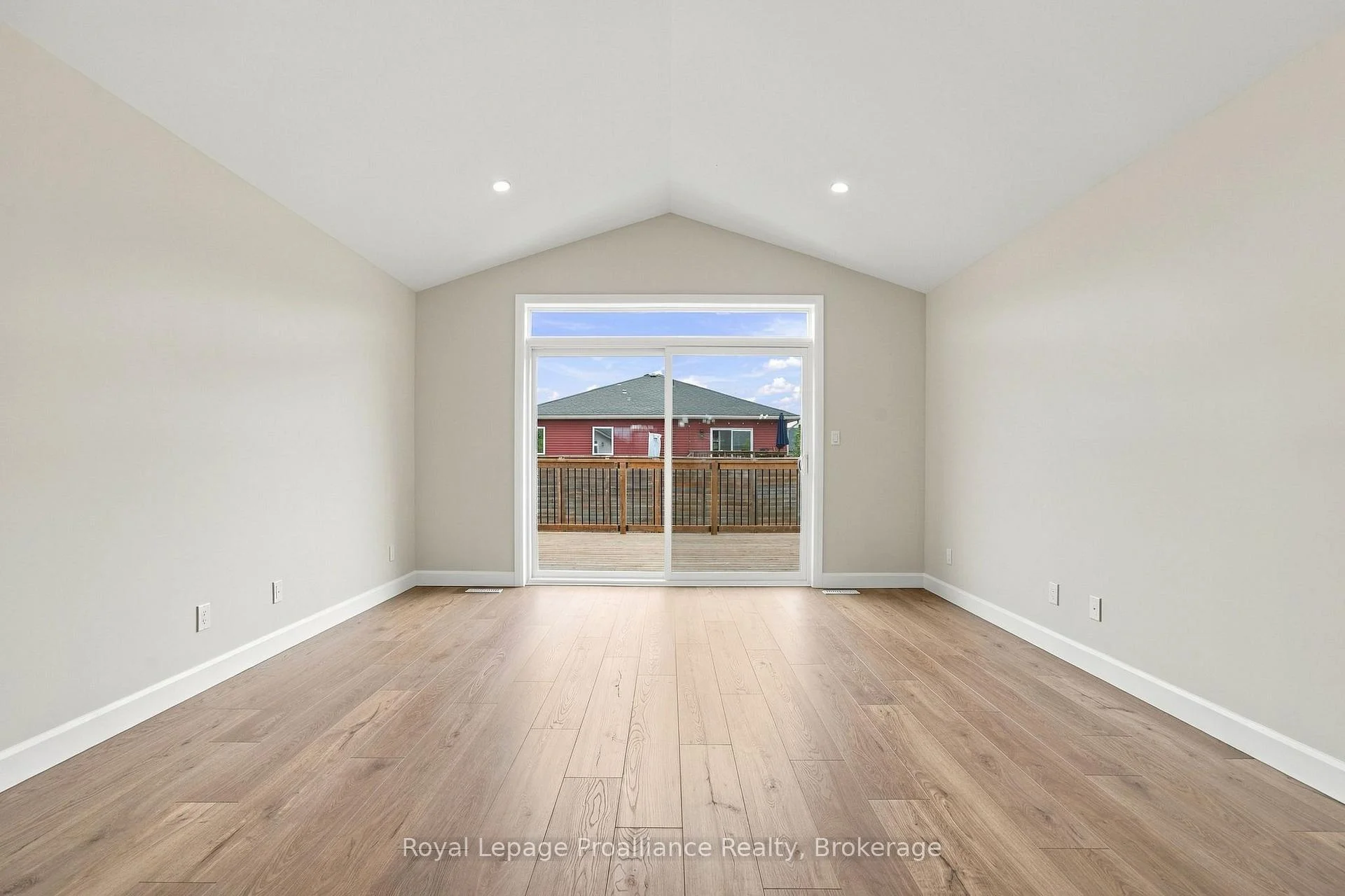 Photo 21 of 100 Hastings Park Drive, Belleville, Belleville Ward — HOMEH