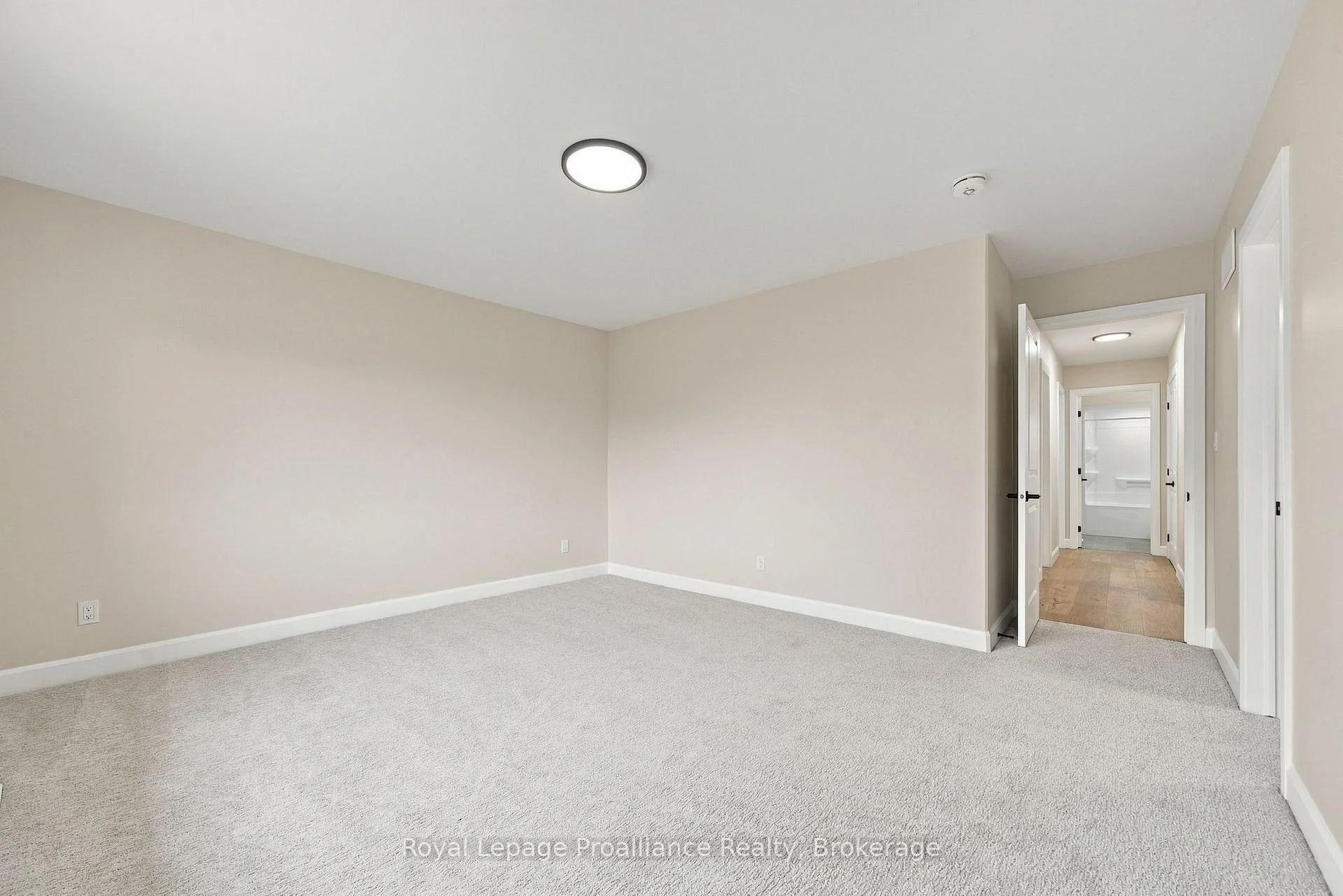 Photo 28 of 100 Hastings Park Drive, Belleville, Belleville Ward — HOMEH