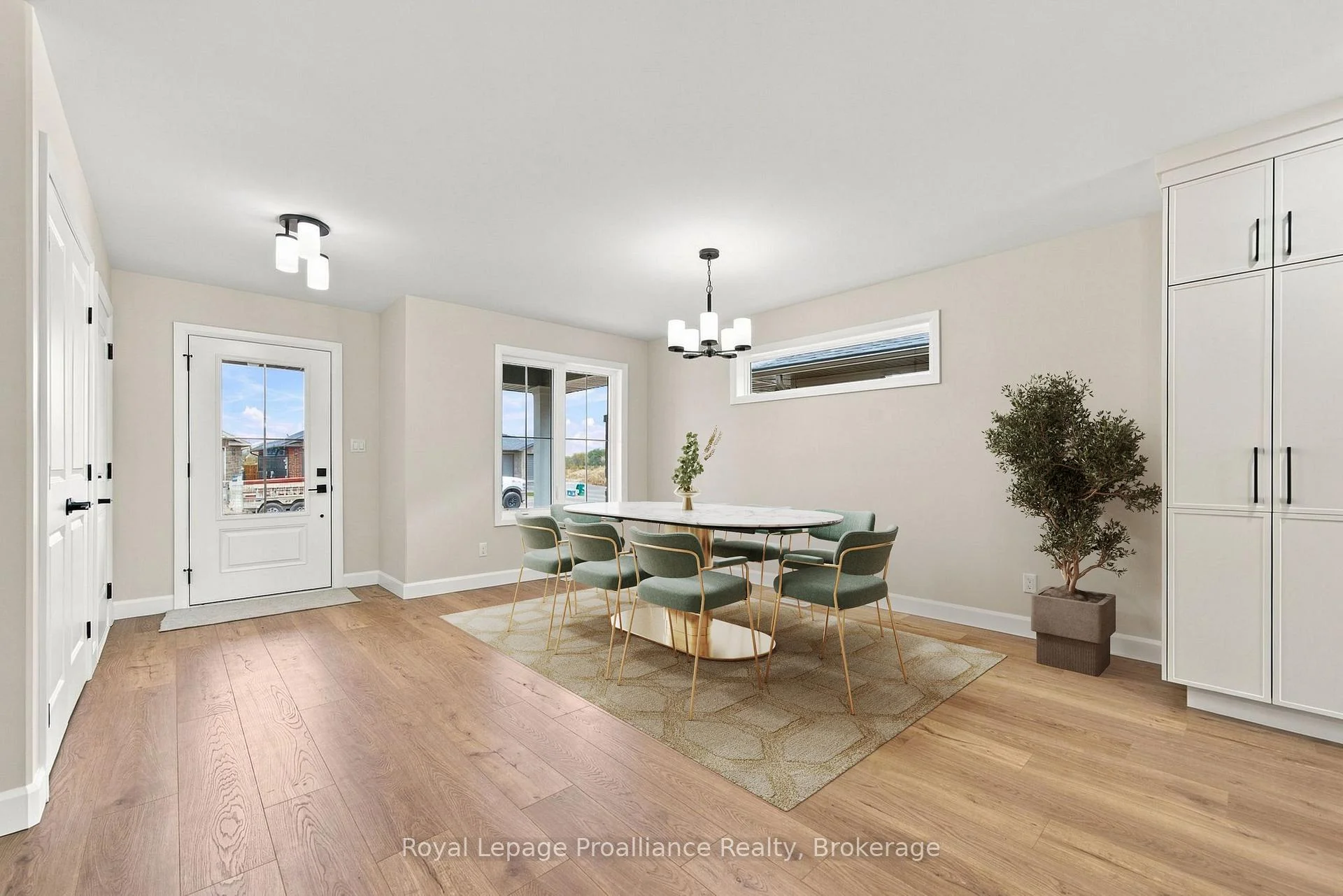 Photo 6 of 100 Hastings Park Drive, Belleville, Belleville Ward — HOMEH