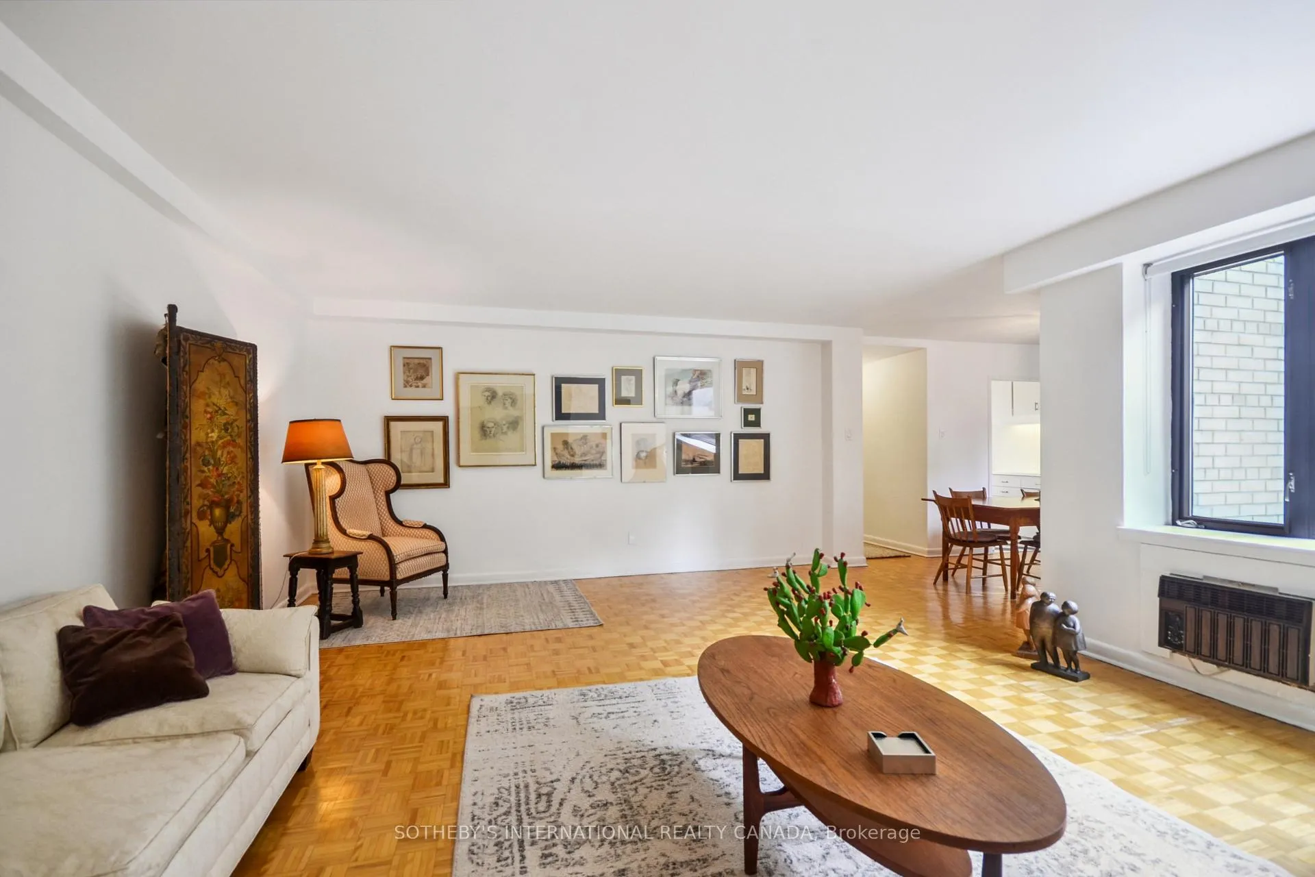 Photo 4 of Unit 512, 120 Rosedale Valley Road, Toronto, Rosedale-Moore Park — HOMEH