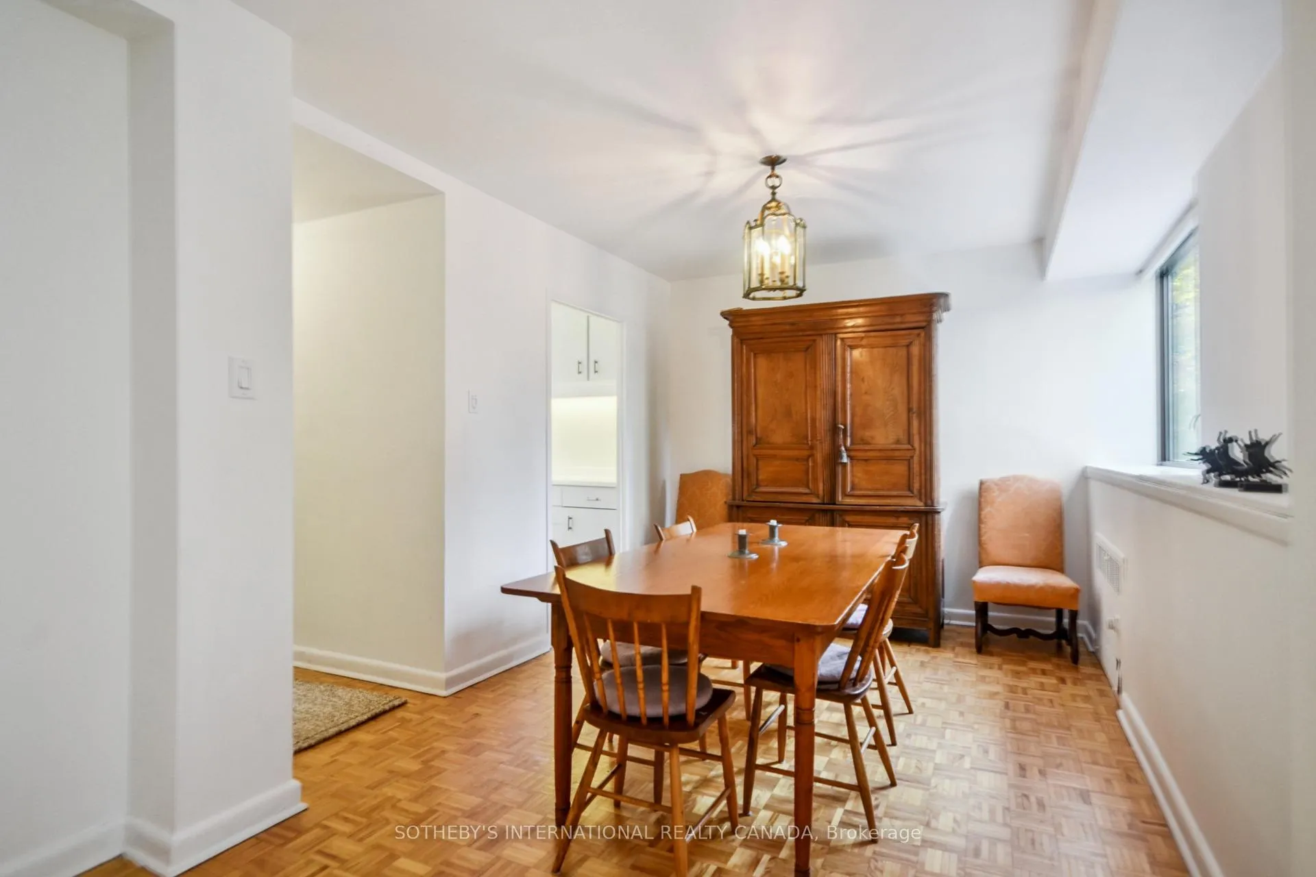 Photo 7 of Unit 512, 120 Rosedale Valley Road, Toronto, Rosedale-Moore Park — HOMEH