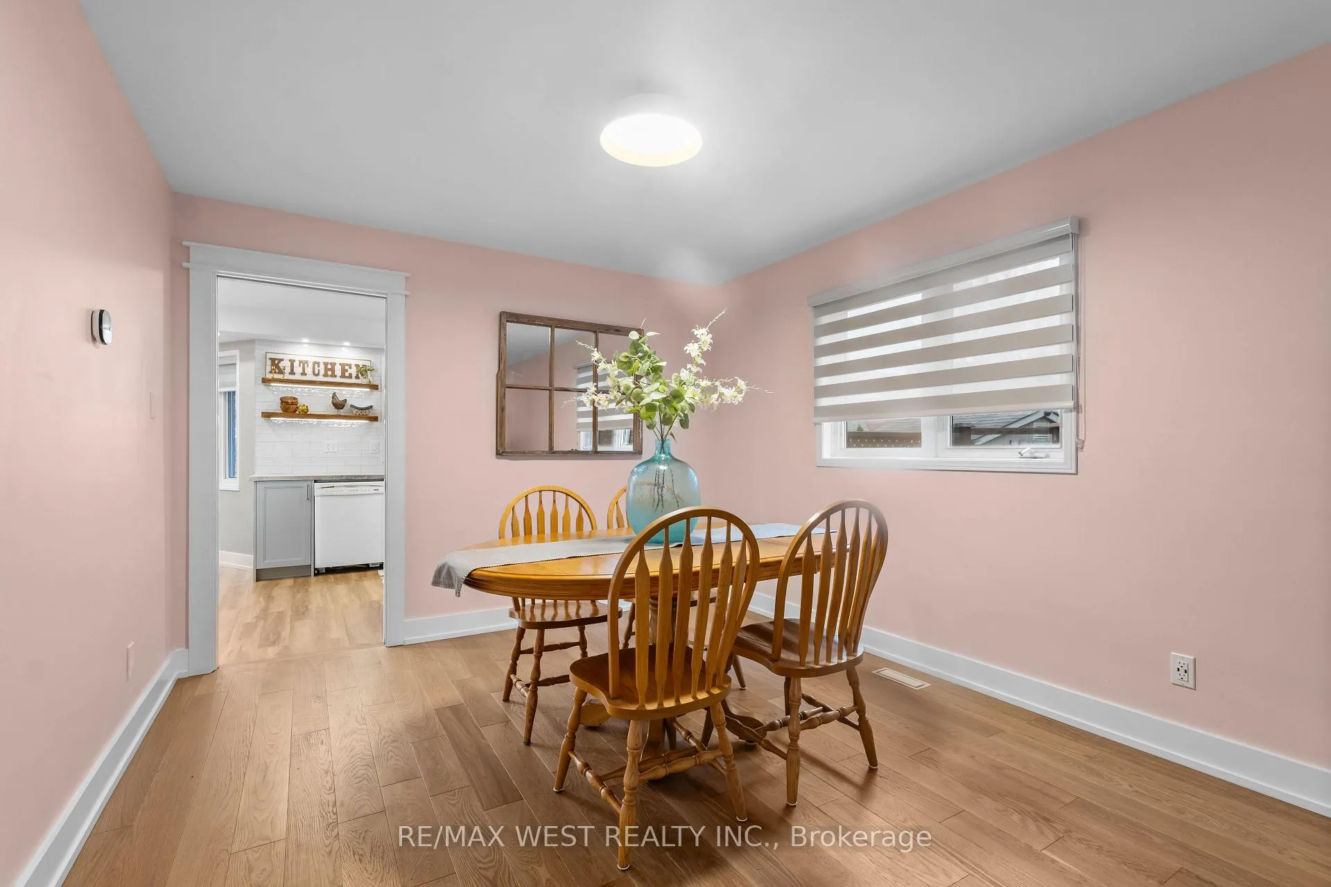 Photo 9 of 12 Berrydown Drive, Caledon, Bolton East — HOMEH