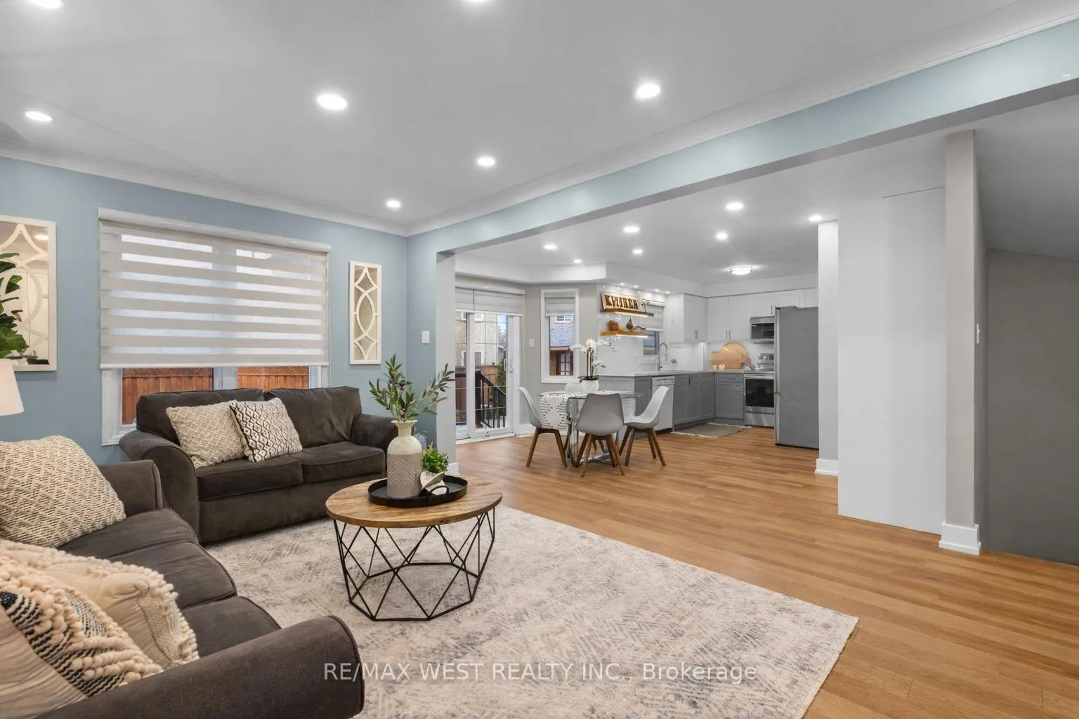 Photo 12 of 12 Berrydown Drive, Caledon, Bolton East — HOMEH