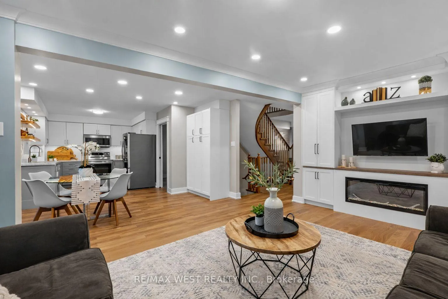 Photo 13 of 12 Berrydown Drive, Caledon, Bolton East — HOMEH