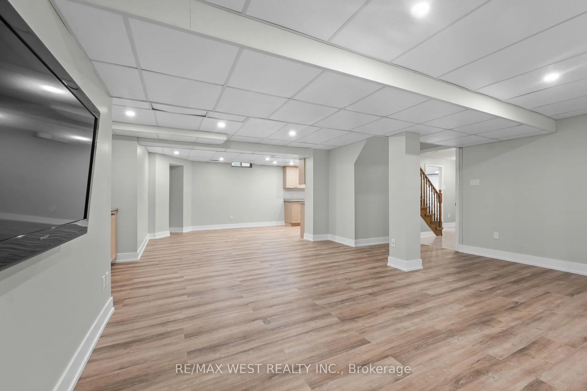 Photo 33 of 12 Berrydown Drive, Caledon, Bolton East — HOMEH