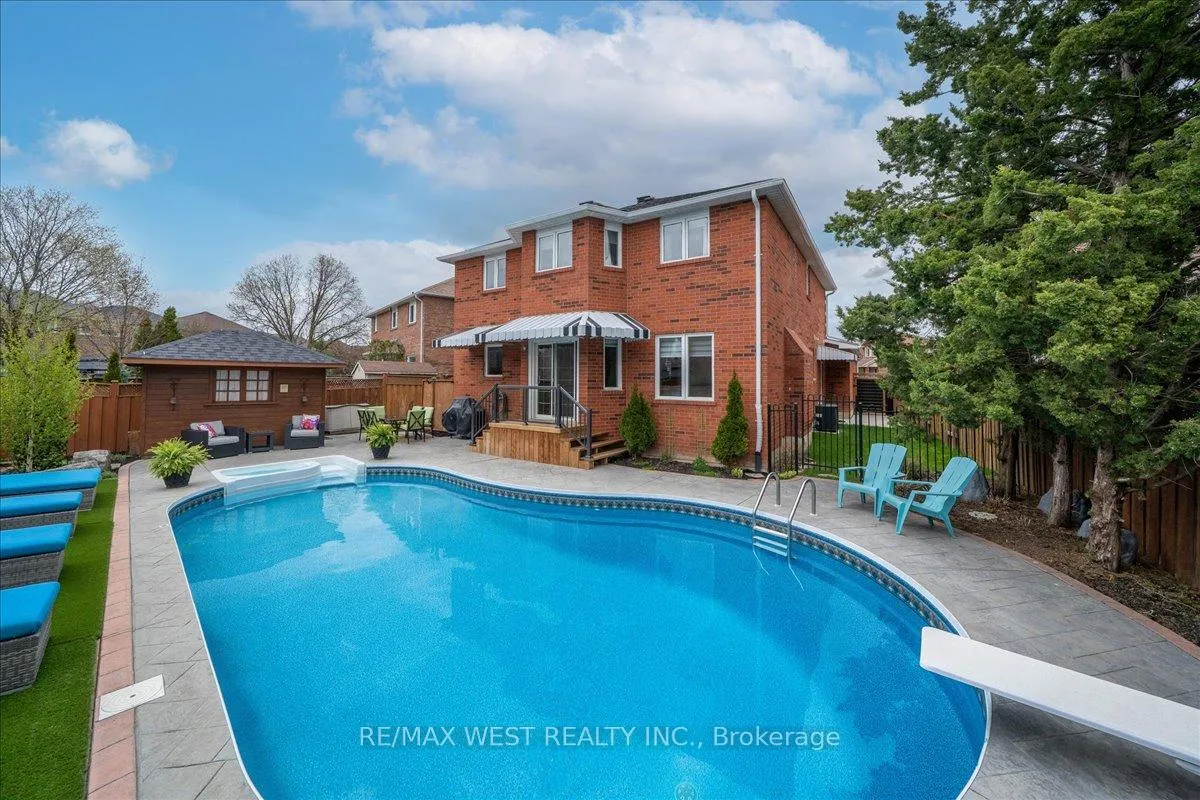 Photo 40 of 12 Berrydown Drive, Caledon, Bolton East — HOMEH