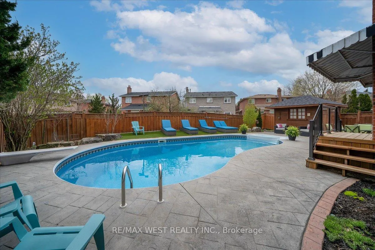 Photo 41 of 12 Berrydown Drive, Caledon, Bolton East — HOMEH