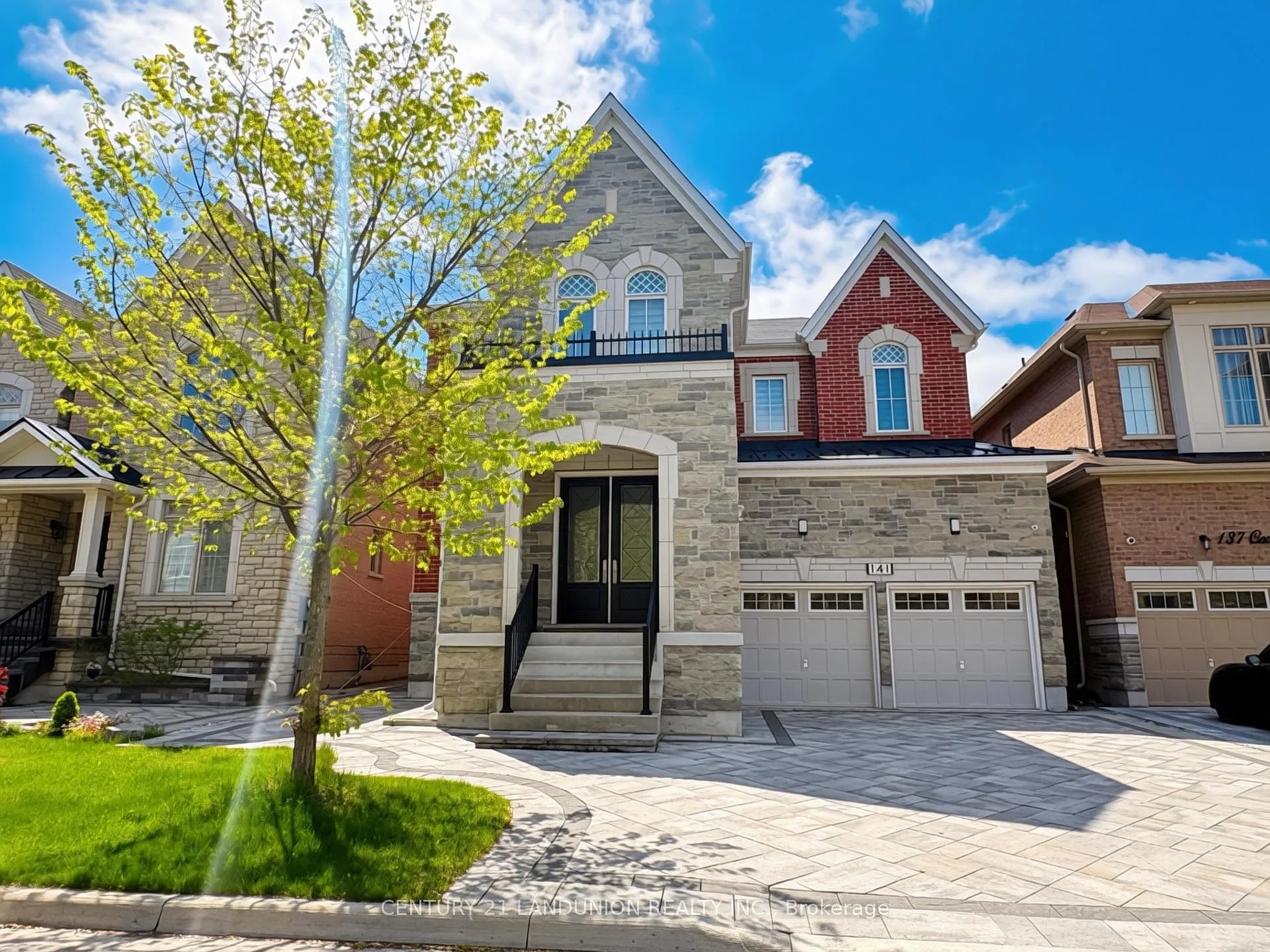 Photo 1 of 141 Conklin Crescent, Aurora, Rural Aurora — HOMEH