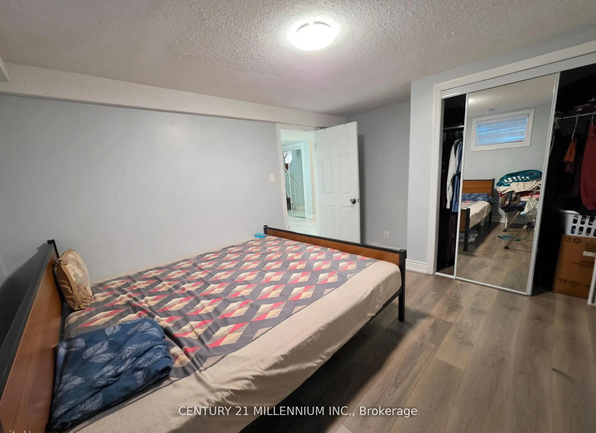 Photo 18 of 23 Malcolm Crescent, Brampton, Central Park — HOMEH