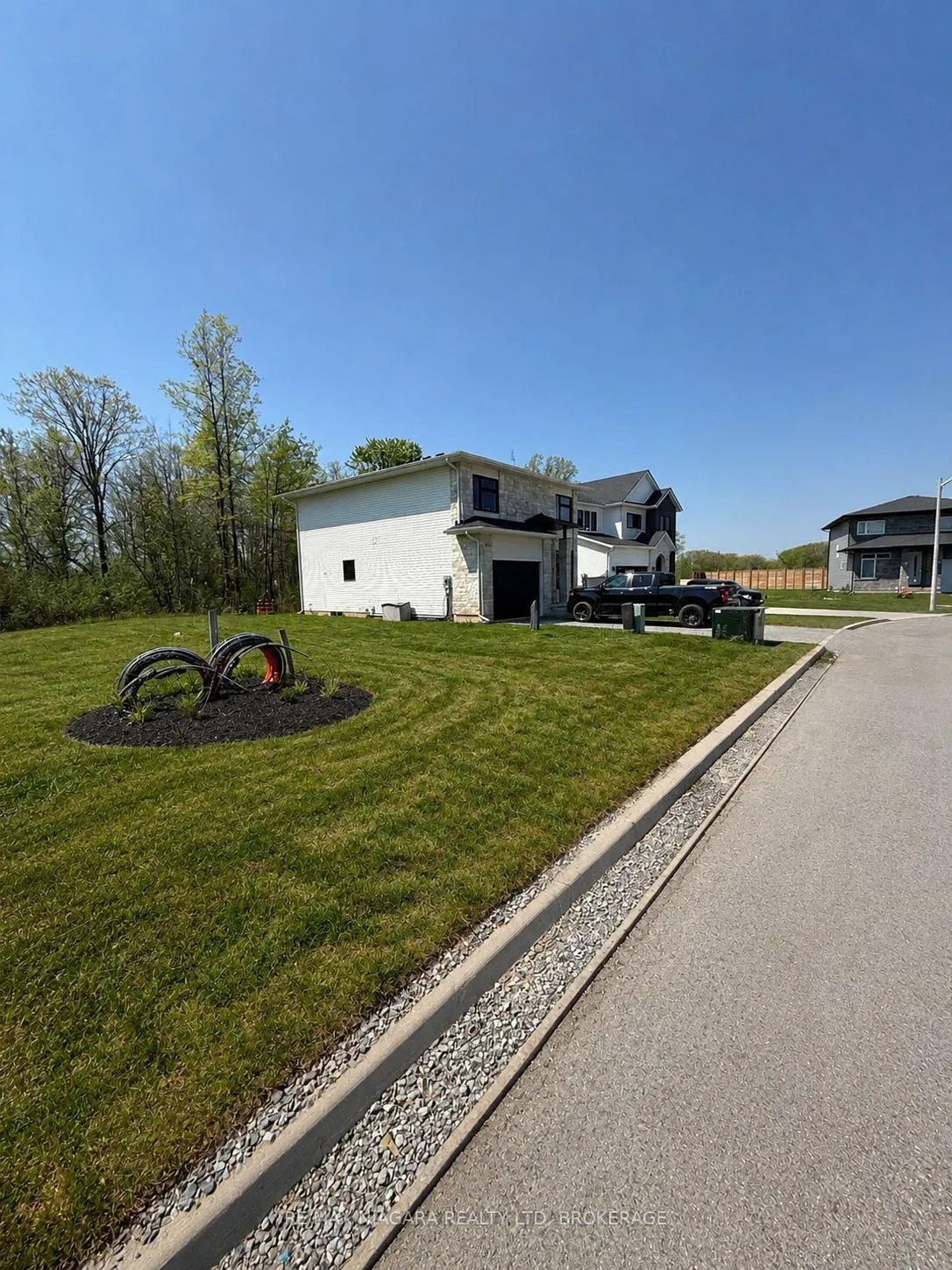 Photo 3 of 150 Hodgkins Avenue, Thorold, Allanburg/Thorold South — HOMEH
