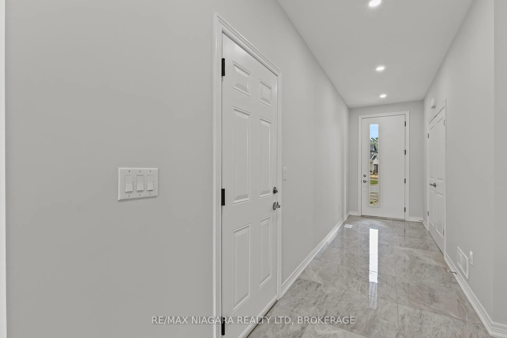 Photo 4 of 150 Hodgkins Avenue, Thorold, Allanburg/Thorold South — HOMEH