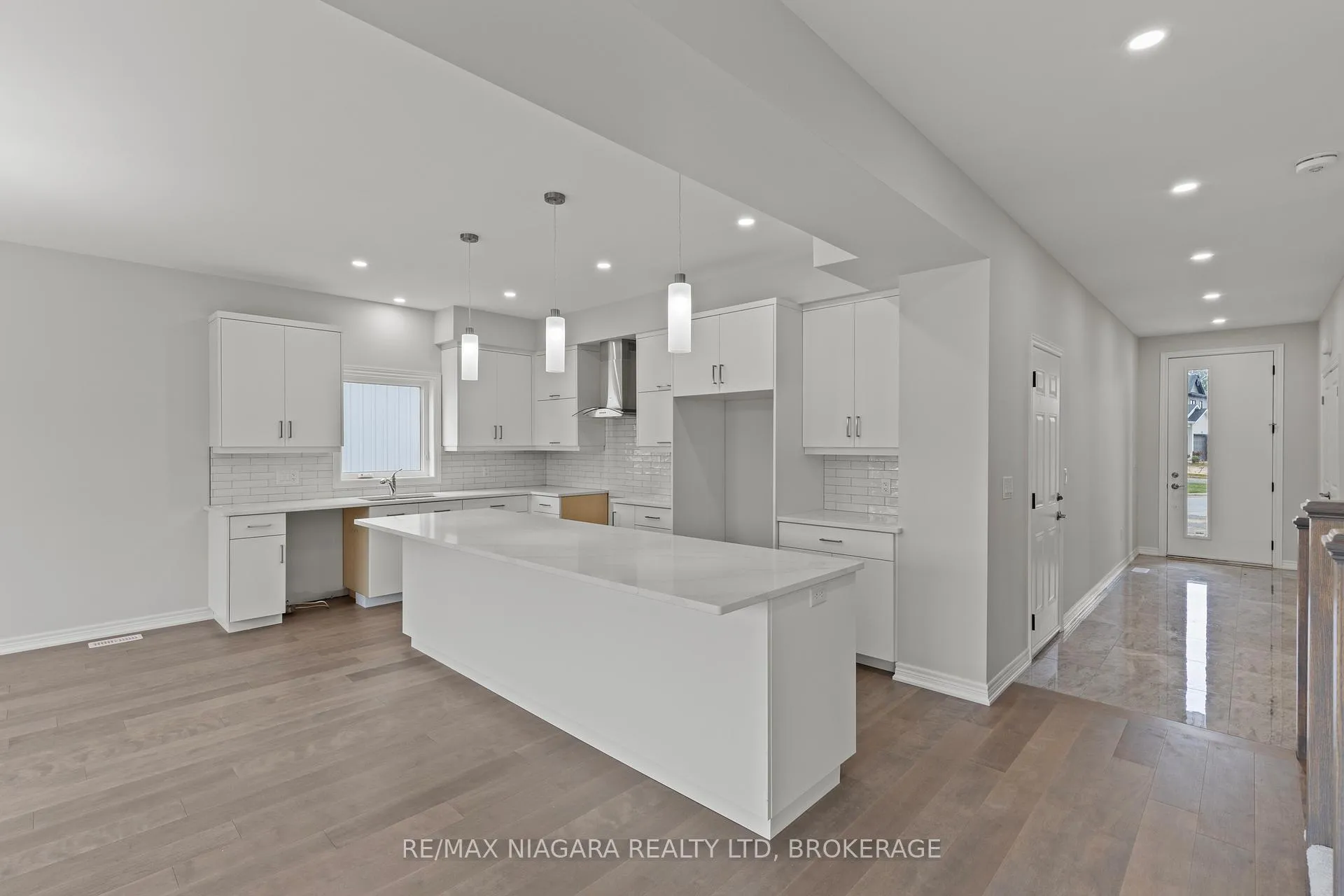 Photo 7 of 150 Hodgkins Avenue, Thorold, Allanburg/Thorold South — HOMEH