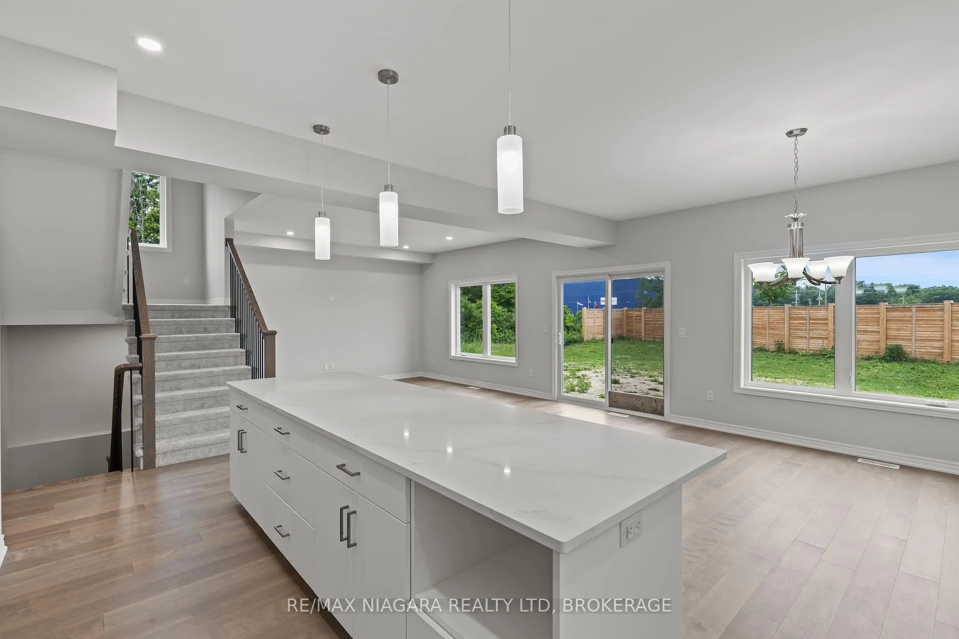 Photo 9 of 150 Hodgkins Avenue, Thorold, Allanburg/Thorold South — HOMEH