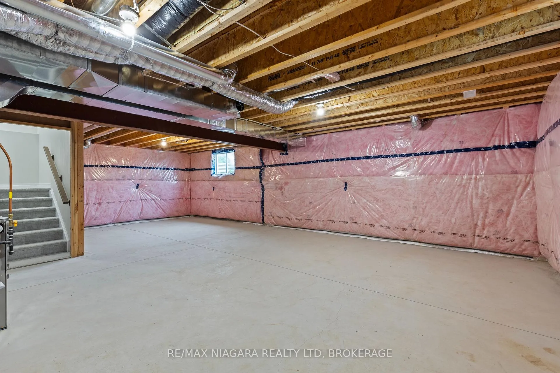 Photo 23 of 150 Hodgkins Avenue, Thorold, Allanburg/Thorold South — HOMEH