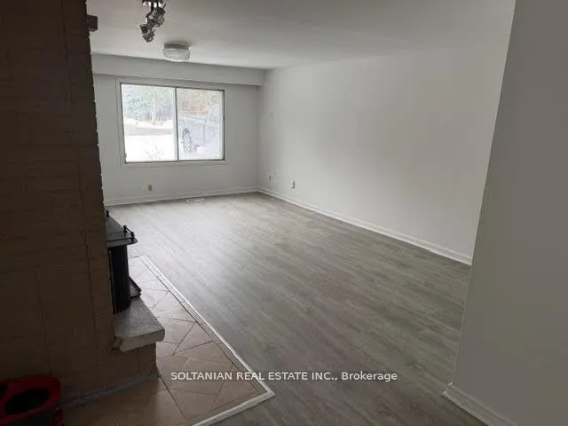 Photo 3 of 207 Bayview Avenue, Georgina, Keswick South — HOMEH