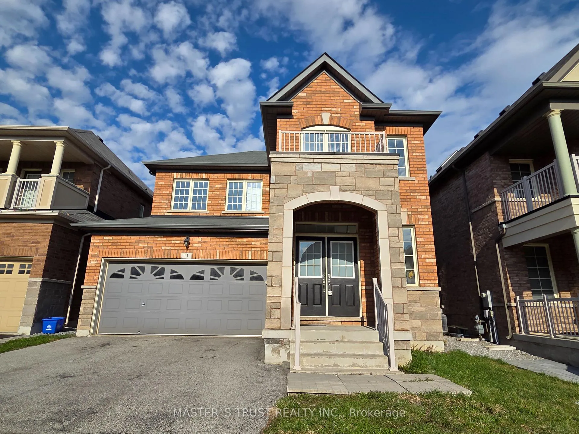 Photo 1 of 11 Beacon Point Street, Markham, Wismer — HOMEH