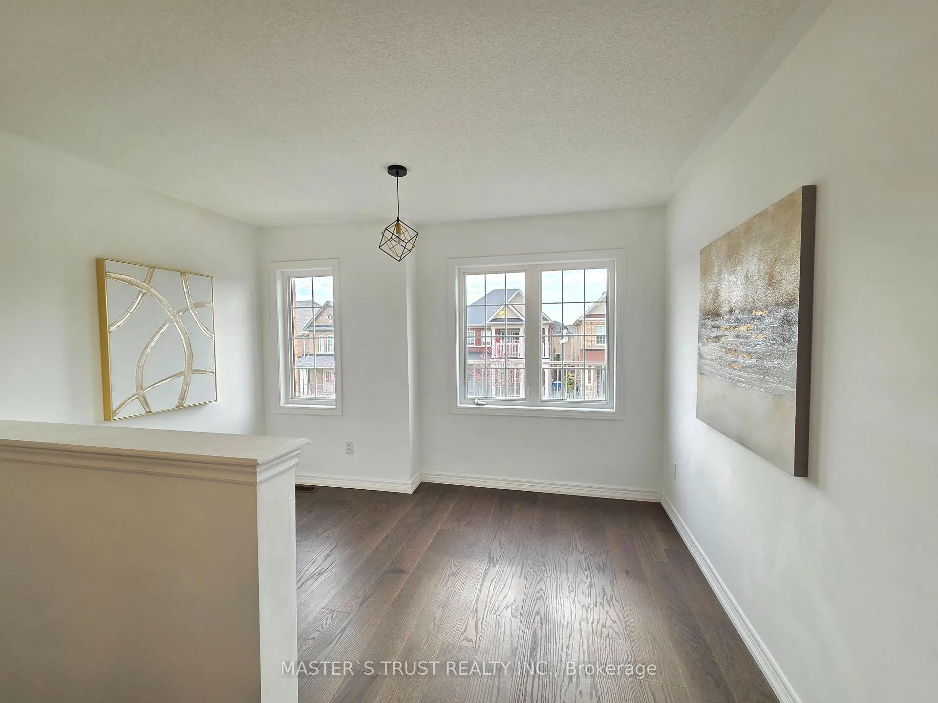 Photo 14 of 11 Beacon Point Street, Markham, Wismer — HOMEH