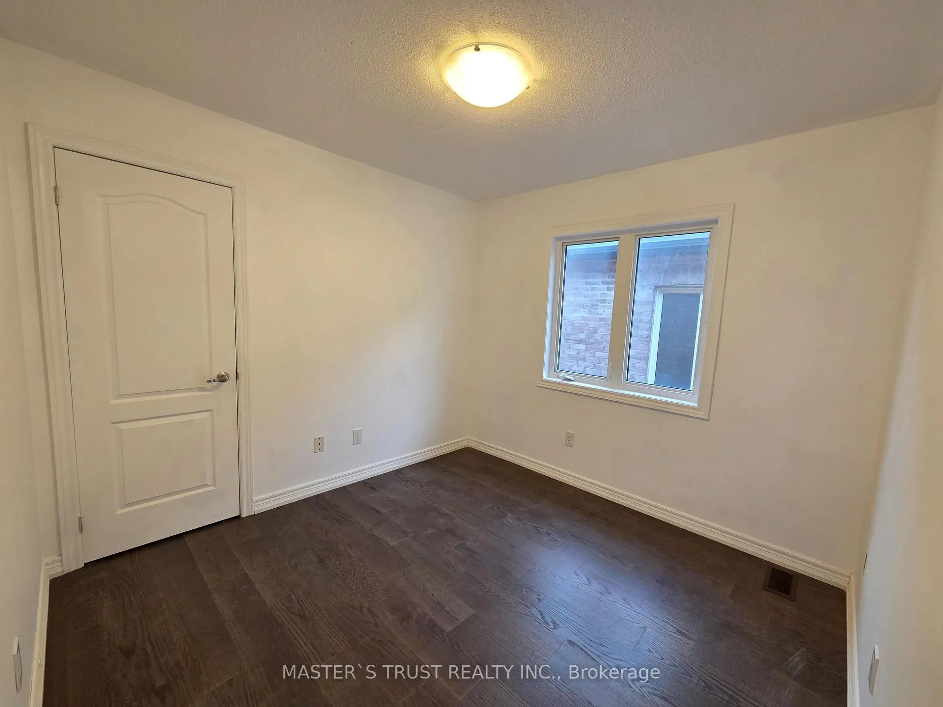 Photo 23 of 11 Beacon Point Street, Markham, Wismer — HOMEH