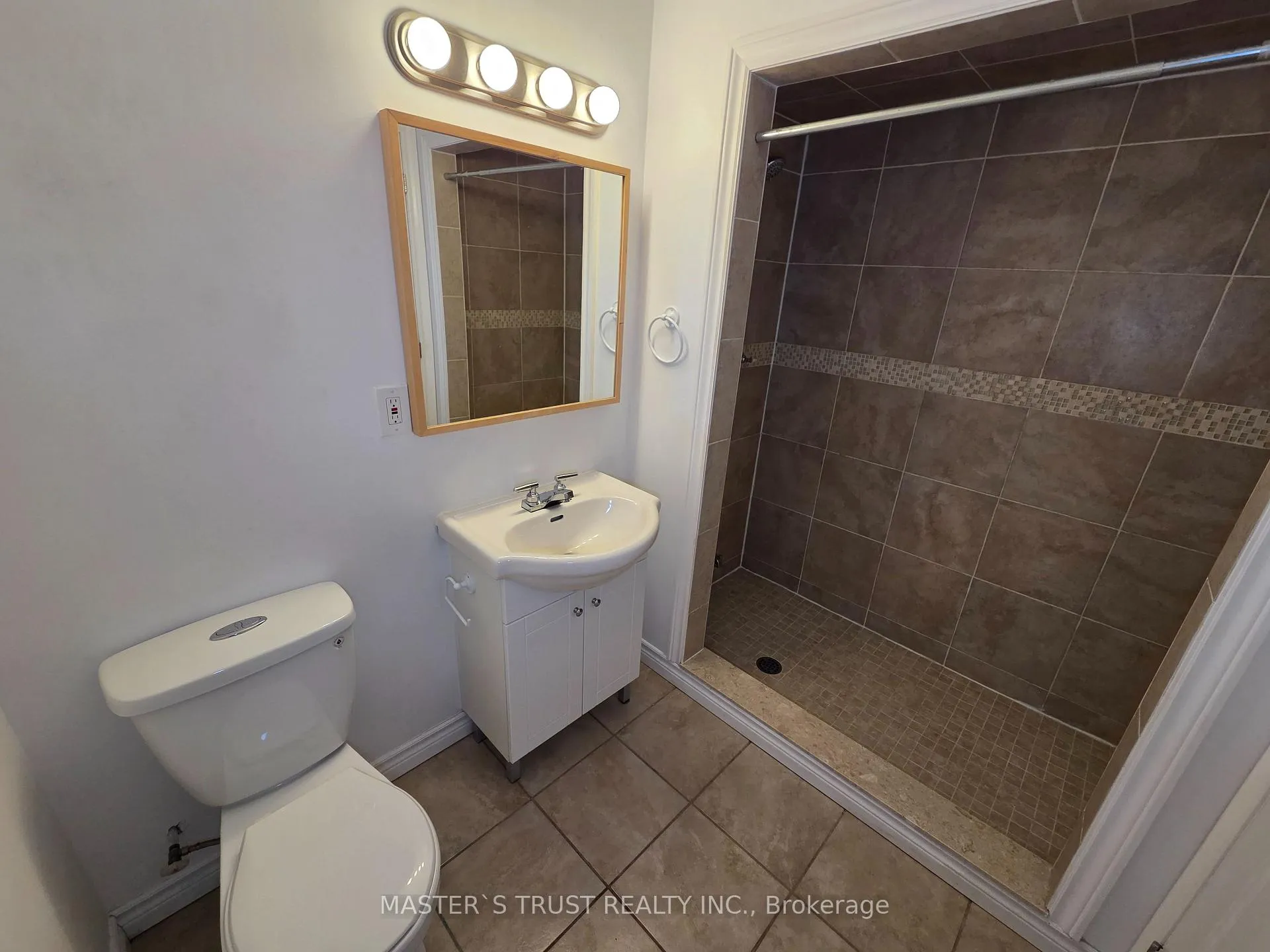 Photo 27 of 11 Beacon Point Street, Markham, Wismer — HOMEH