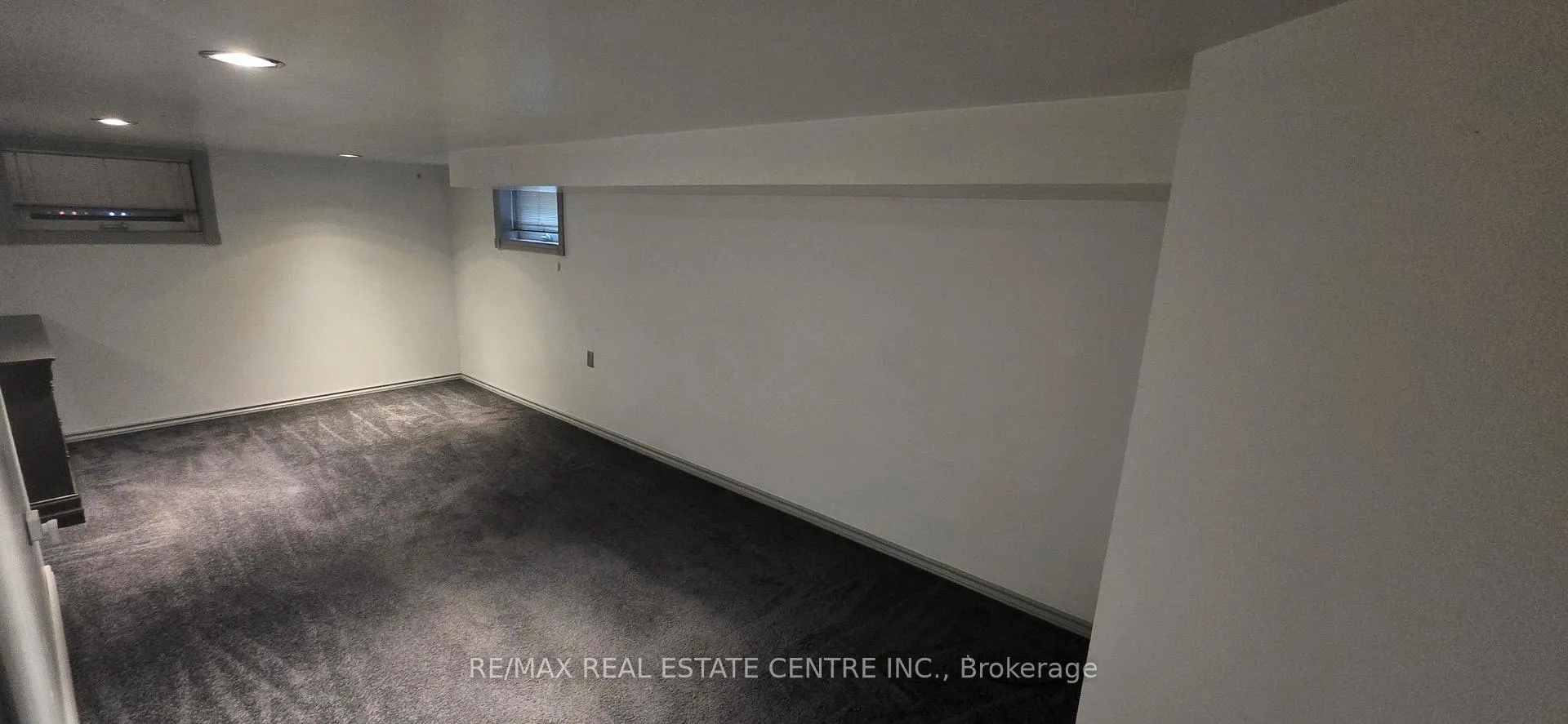 Photo 5 of 83 Gage Avenue S, Hamilton, Crown Point — HOMEH