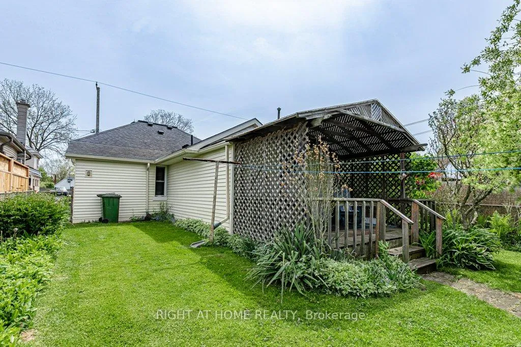 Photo 28 of 86 Manitoba Street, St. Thomas — HOMEH