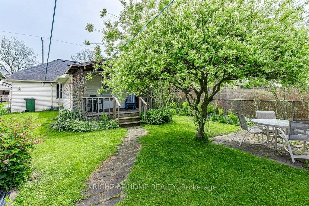 Photo 32 of 86 Manitoba Street, St. Thomas — HOMEH
