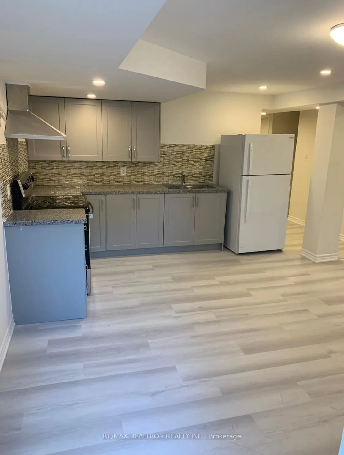 Photo 4 of Unit Basement, 22 Mount Pleasant Avenue, Whitby, Blue Grass Meadows — HOMEH