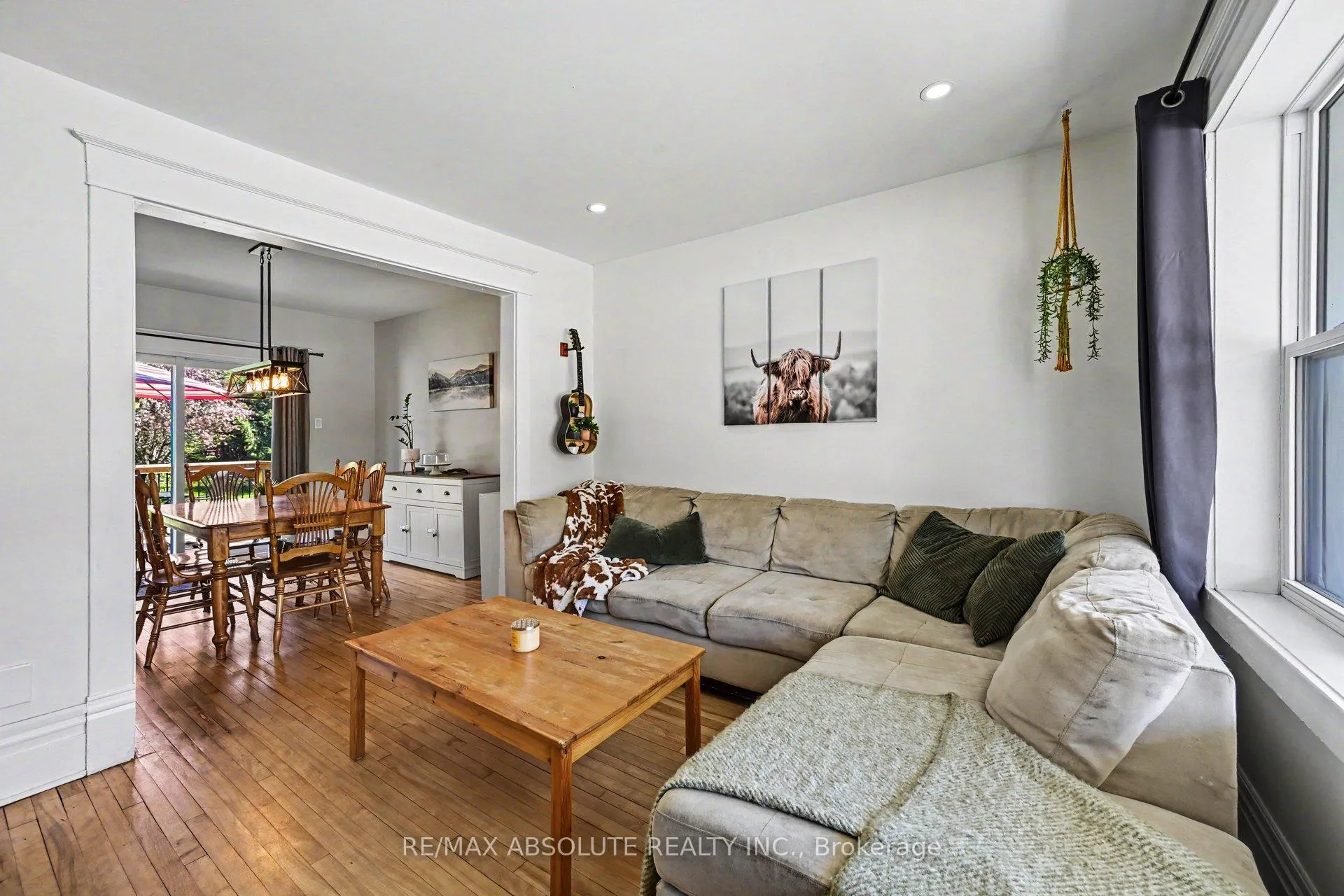 Photo 10 of 21 Bank Street N, Renfrew — HOMEH