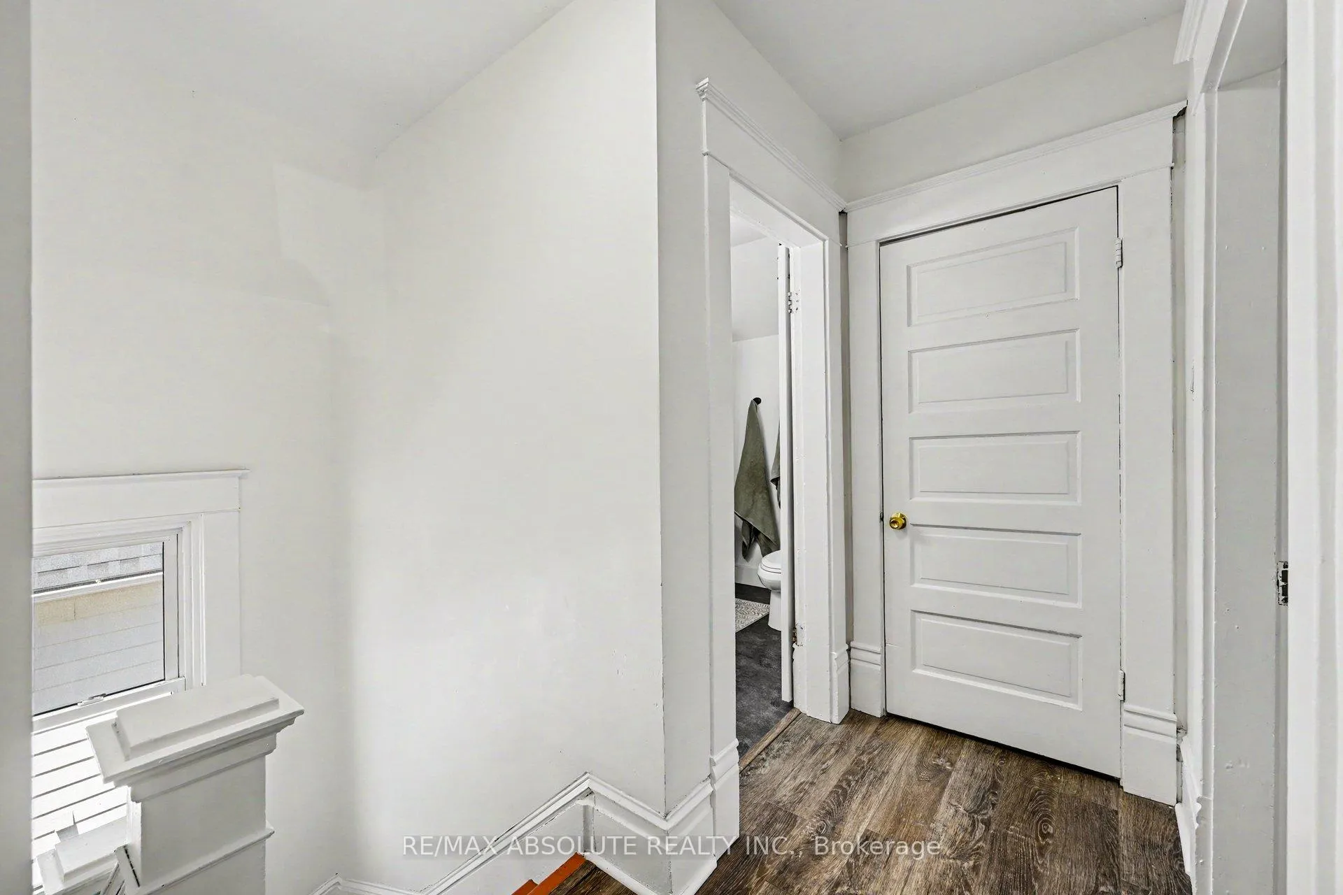 Photo 18 of 21 Bank Street N, Renfrew — HOMEH