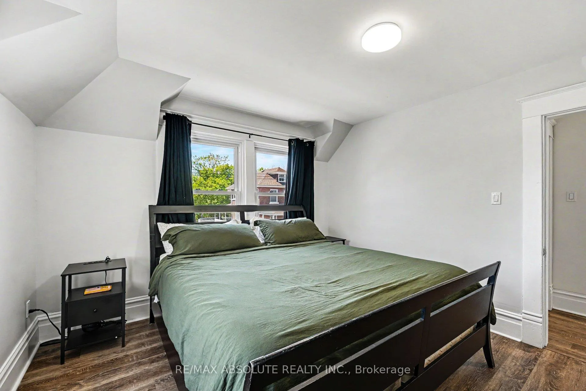 Photo 26 of 21 Bank Street N, Renfrew — HOMEH