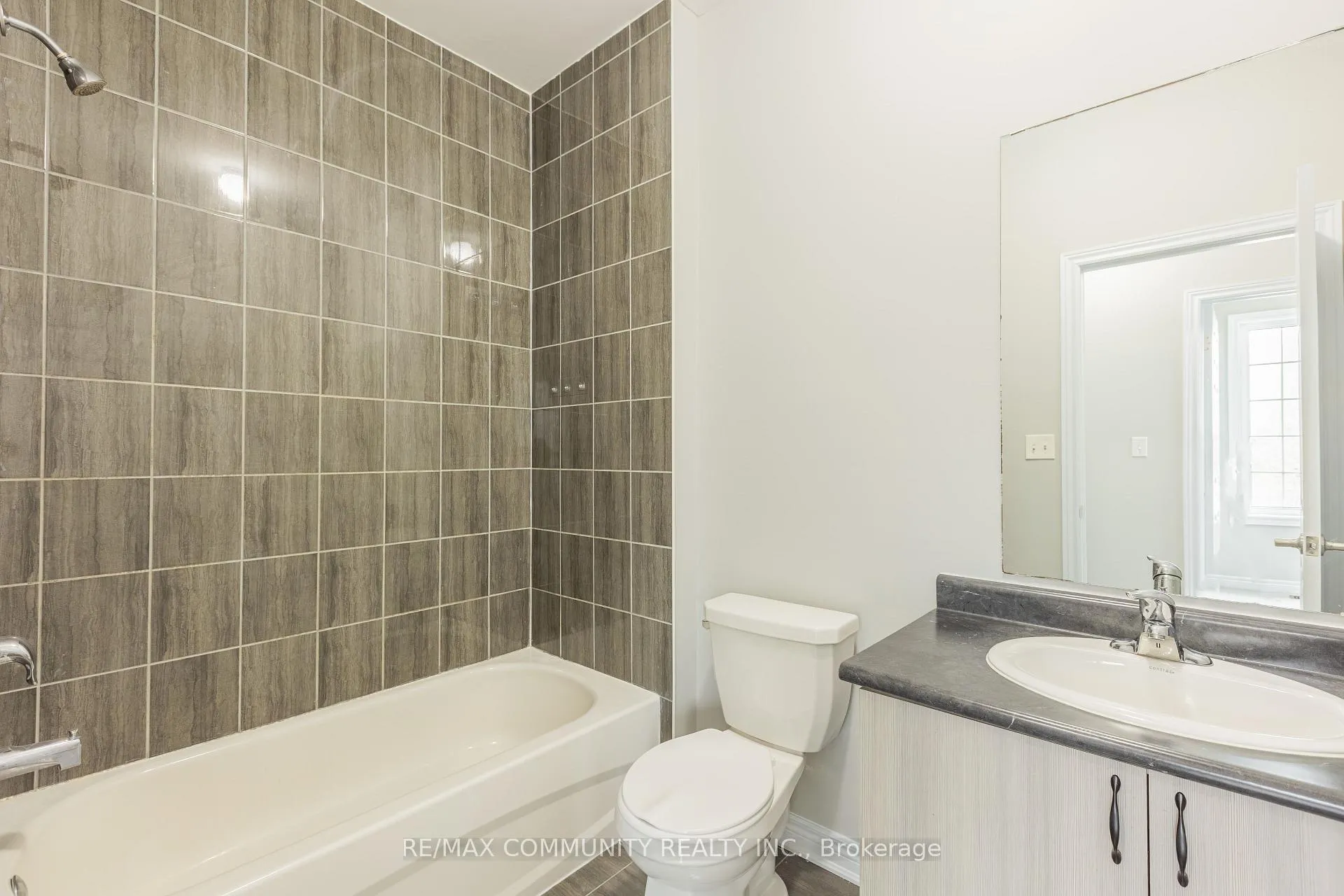 Photo 30 of 2 Titan Trail, Markham, Cedarwood — HOMEH