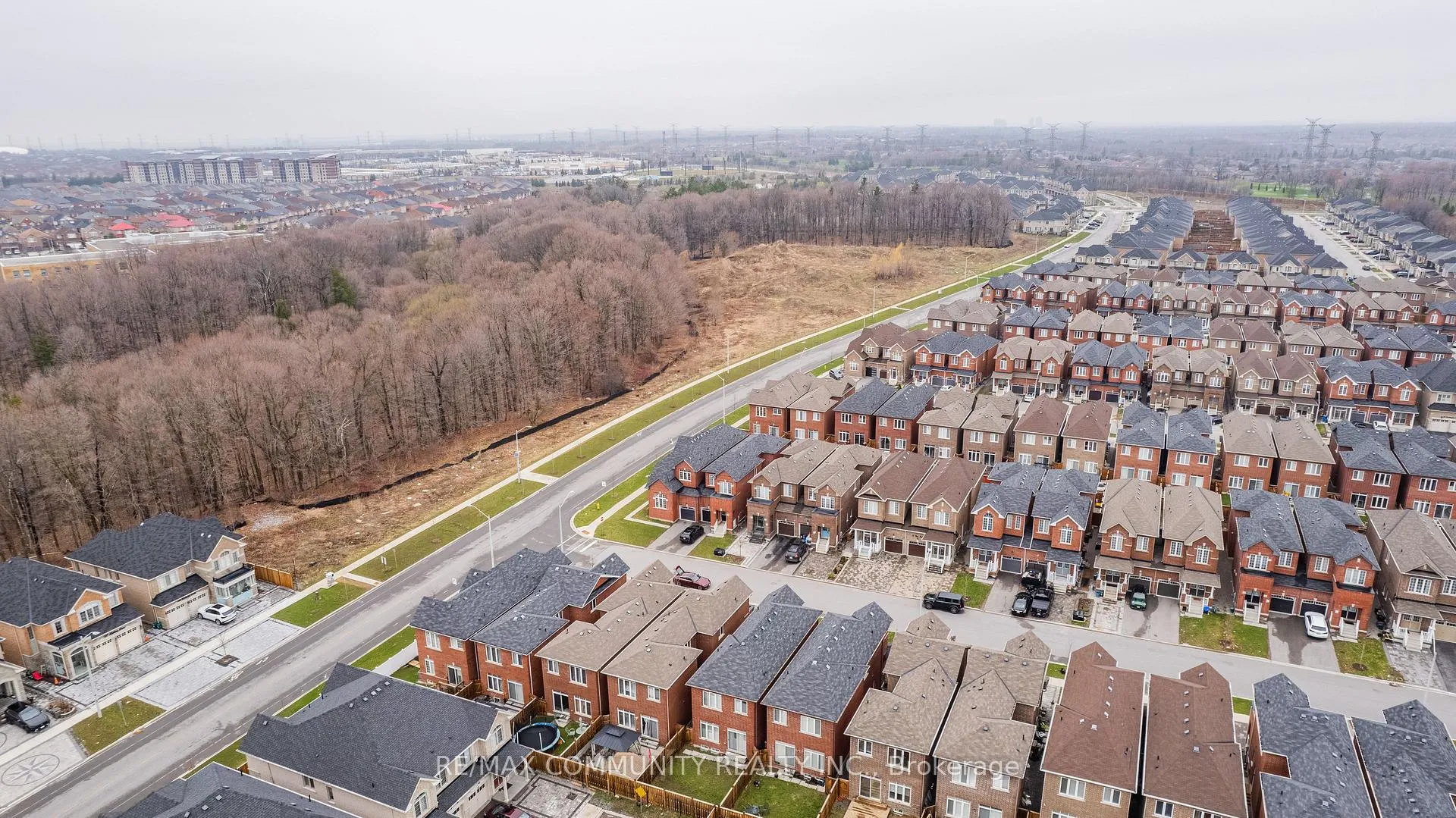 Photo 44 of 2 Titan Trail, Markham, Cedarwood — HOMEH