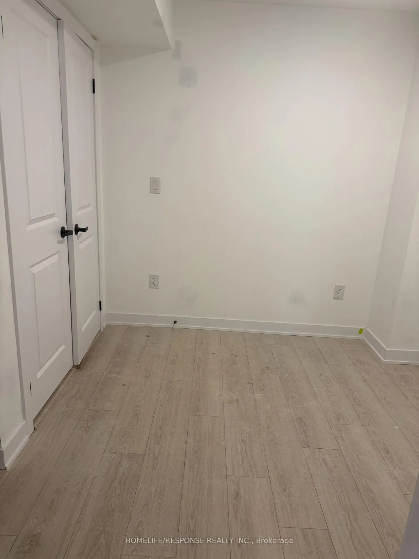 Photo 3 of Unit 2, 527 Big Bay Point Road, Barrie, Painswick North — HOMEH