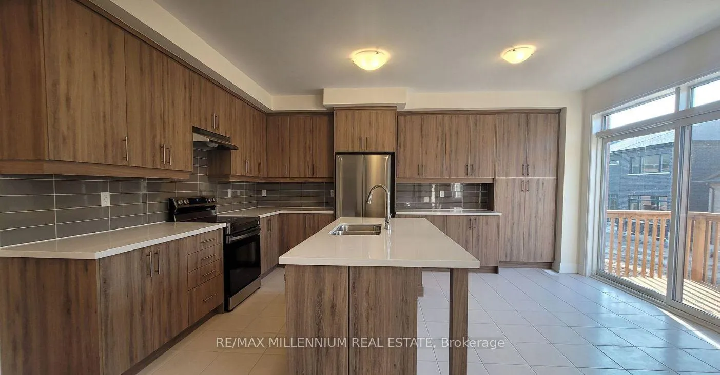 Photo 5 of 22 Daffodil Road, Springwater, Midhurst — HOMEH
