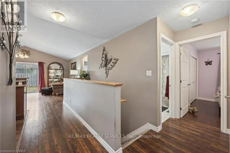 Photo 8 of 172 Macdougall Drive, Loyalist, Amherstview — HOMEH