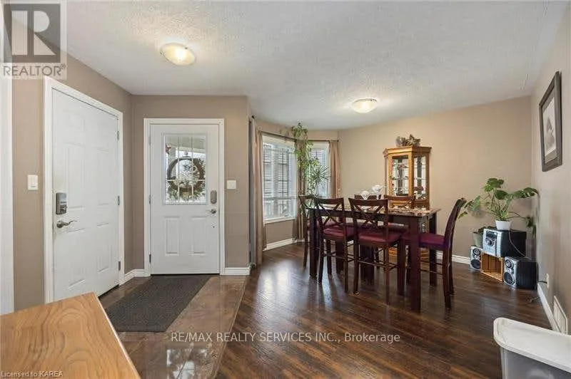 Photo 9 of 172 Macdougall Drive, Loyalist, Amherstview — HOMEH