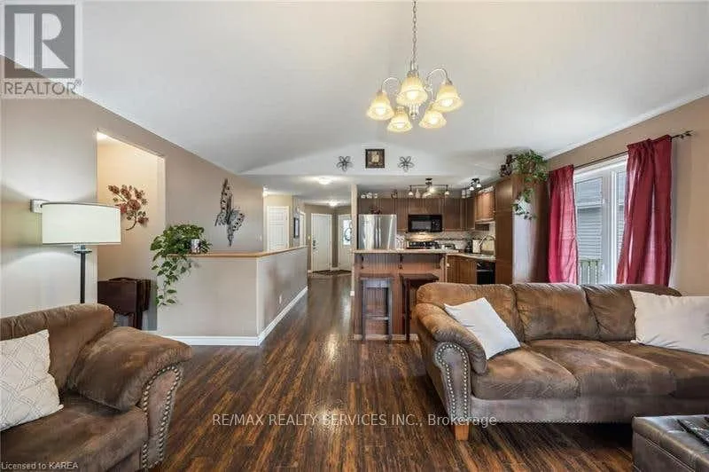 Photo 29 of 172 Macdougall Drive, Loyalist, Amherstview — HOMEH