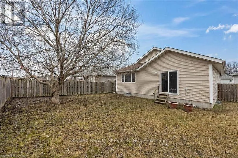 Photo 35 of 172 Macdougall Drive, Loyalist, Amherstview — HOMEH
