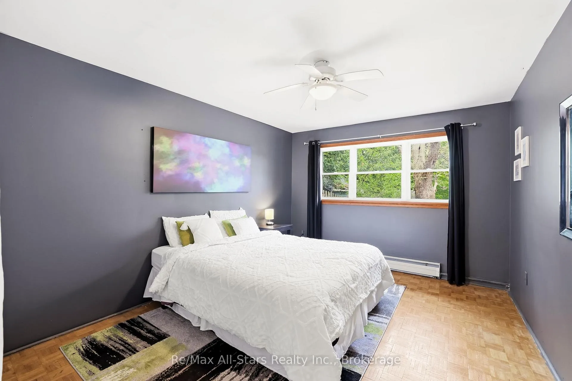 Photo 25 of 54 Grandview Street S, Oshawa, Donevan — HOMEH