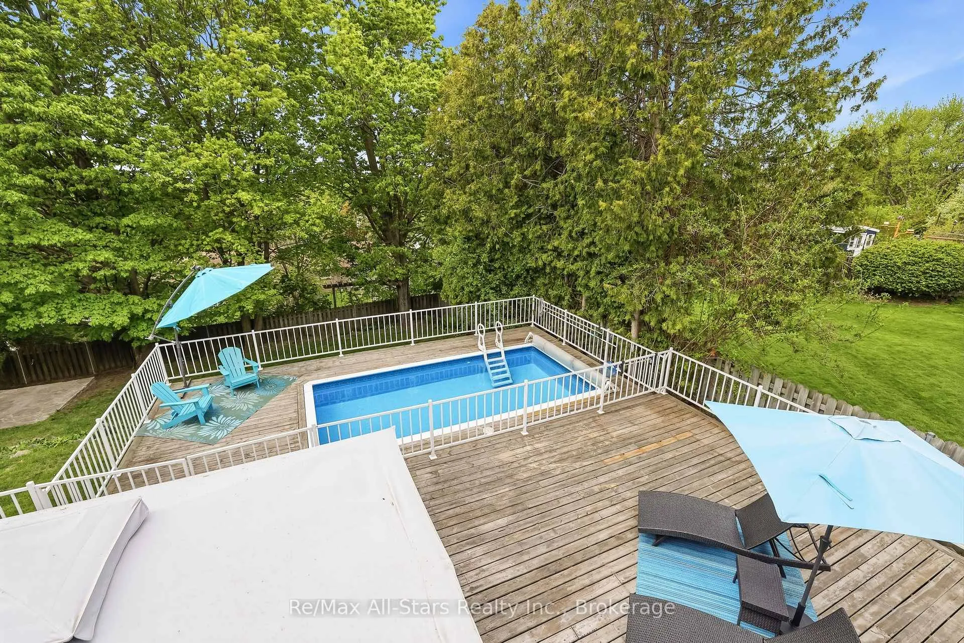 Photo 32 of 54 Grandview Street S, Oshawa, Donevan — HOMEH