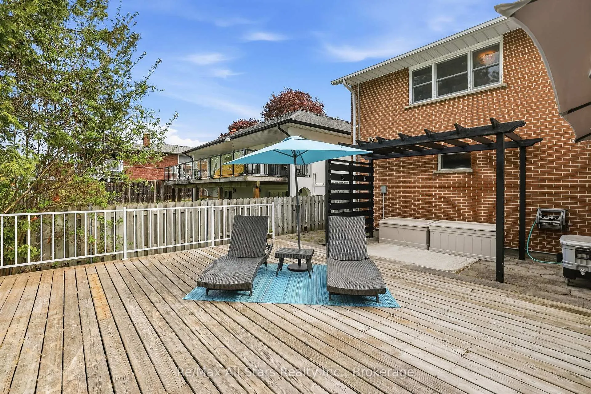 Photo 35 of 54 Grandview Street S, Oshawa, Donevan — HOMEH