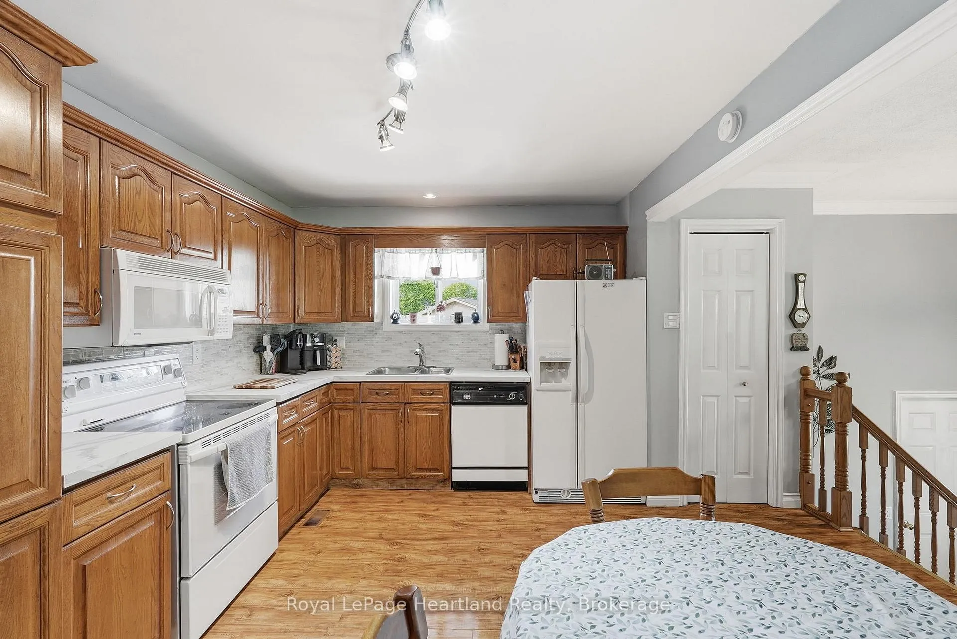 Photo 15 of 3008 Brookhaven Drive, Howick — HOMEH