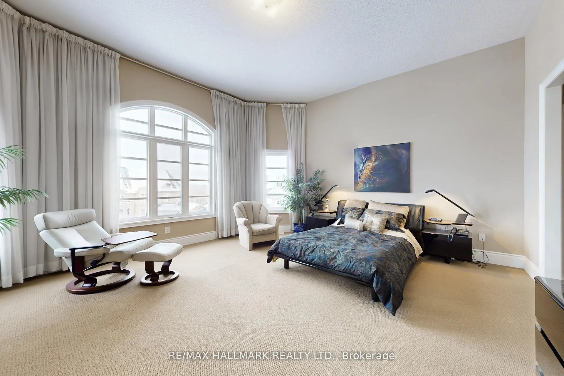 Photo 27 of 123 Carisbrooke Circle, Aurora, Bayview Southeast — HOMEH