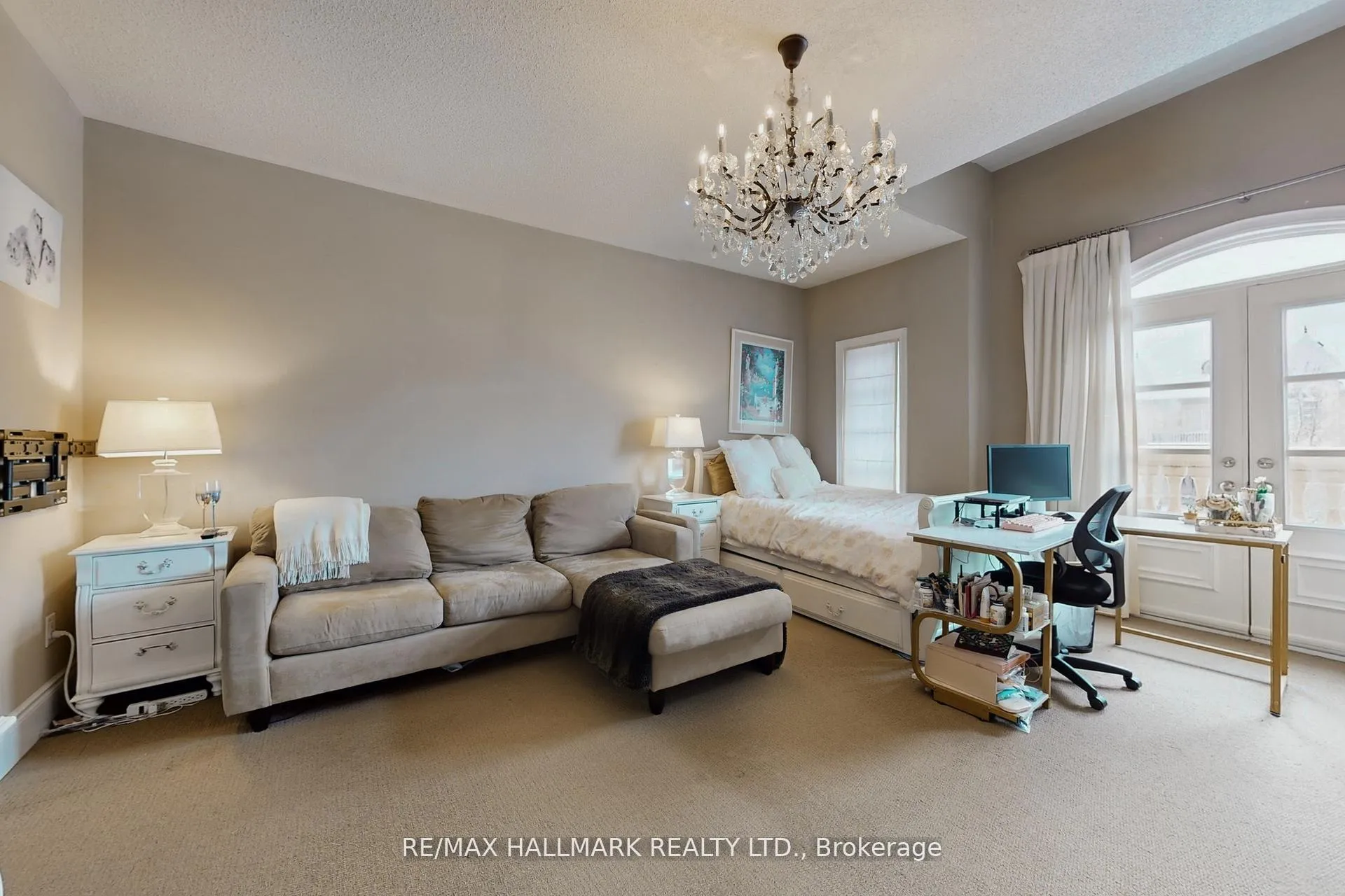 Photo 36 of 123 Carisbrooke Circle, Aurora, Bayview Southeast — HOMEH